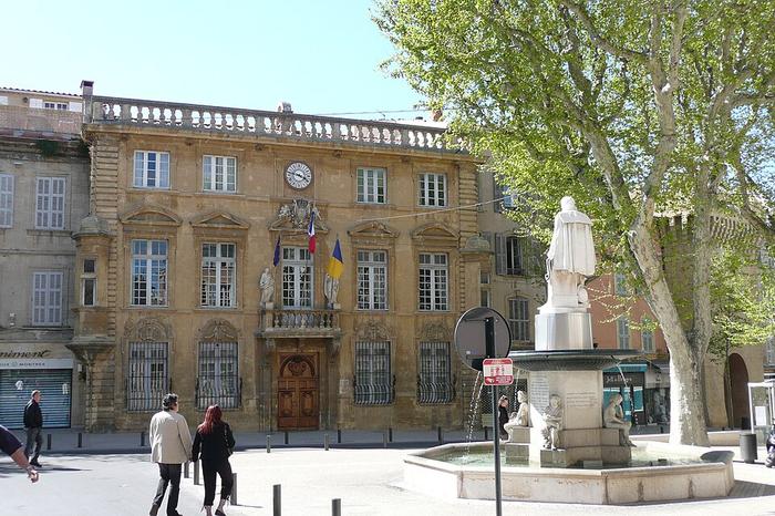 Salon-de-Provence  - Immobilier - CENTURY 21 Le Pays Salonais - Hôtel de ville 