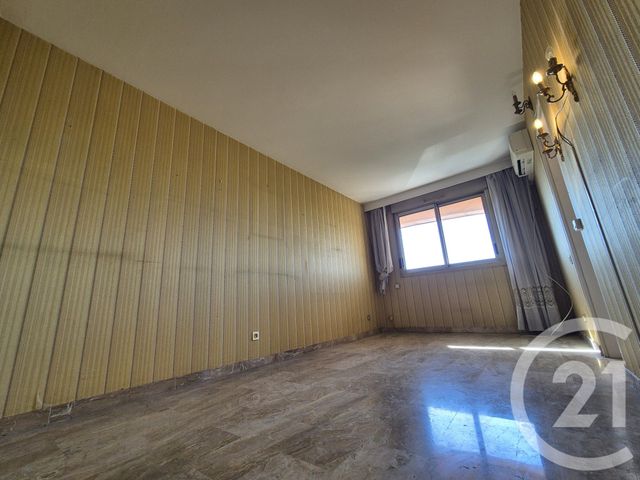 Appartement F4 à vendre - 5 pièces - 141.29 m2 - SALON DE PROVENCE - 13 - PROVENCE-ALPES-COTE-D-AZUR - Century 21 Le Pays Salonais