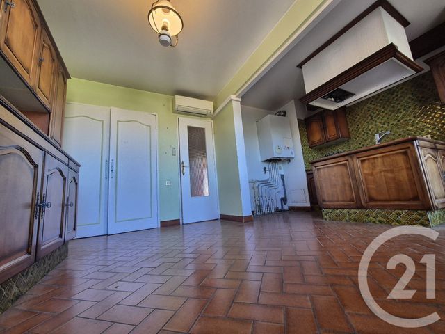 Appartement F4 à vendre - 5 pièces - 141.29 m2 - SALON DE PROVENCE - 13 - PROVENCE-ALPES-COTE-D-AZUR - Century 21 Le Pays Salonais