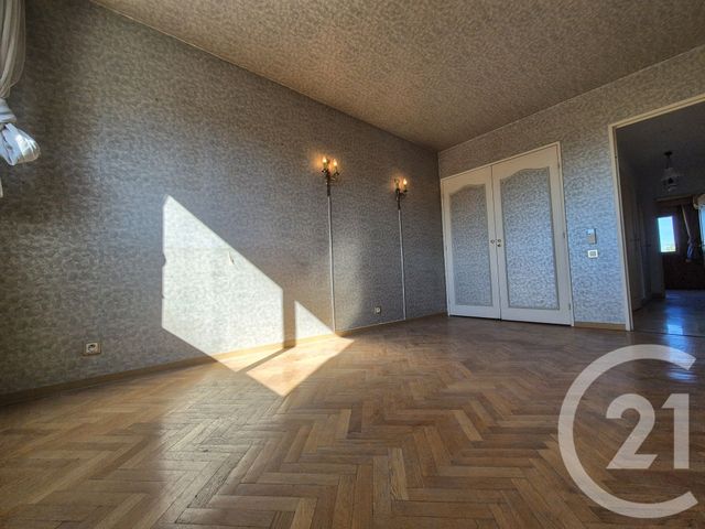 Appartement F4 à vendre - 5 pièces - 141.29 m2 - SALON DE PROVENCE - 13 - PROVENCE-ALPES-COTE-D-AZUR - Century 21 Le Pays Salonais