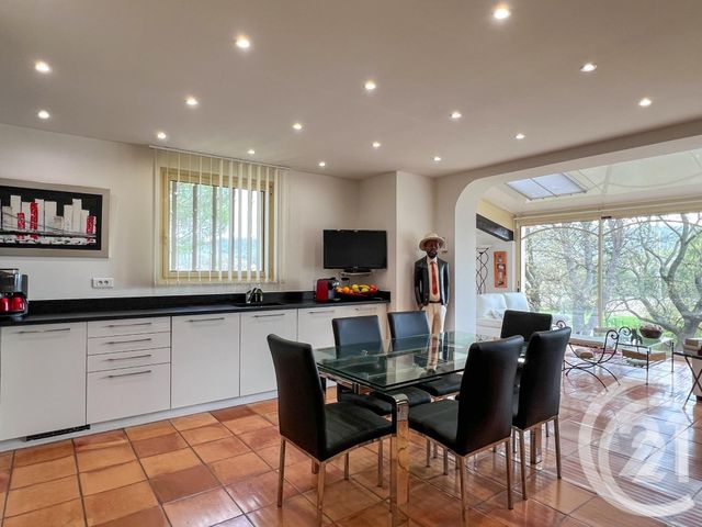 maison à vendre - 10 pièces - 239.0 m2 - ROGNES - 13 - PROVENCE-ALPES-COTE-D-AZUR - Century 21 Le Pays Salonais