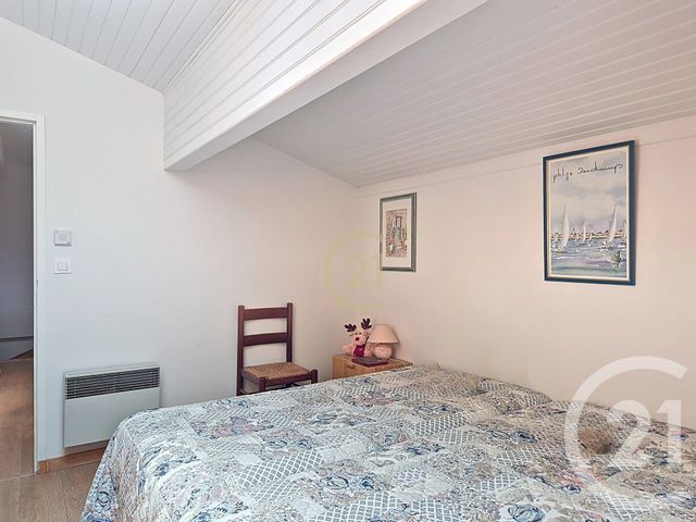 Afficher la photo en grand Appartement F6 à vendre - 6 pièces - 153.34 m2 - SALON DE PROVENCE - 13 - PROVENCE-ALPES-COTE-D-AZUR - Century 21 Le Pays Salonais