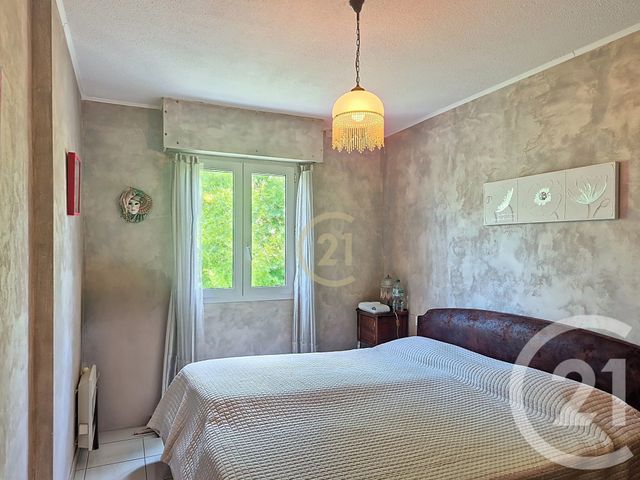 Afficher la photo en grand Appartement F6 à vendre - 6 pièces - 153.34 m2 - SALON DE PROVENCE - 13 - PROVENCE-ALPES-COTE-D-AZUR - Century 21 Le Pays Salonais