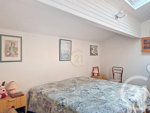 Afficher la photo en grand Appartement F6 à vendre - 6 pièces - 153.34 m2 - SALON DE PROVENCE - 13 - PROVENCE-ALPES-COTE-D-AZUR - Century 21 Le Pays Salonais