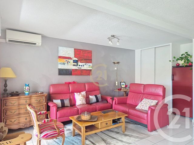 Afficher la photo en grand Appartement F6 à vendre - 6 pièces - 153.34 m2 - SALON DE PROVENCE - 13 - PROVENCE-ALPES-COTE-D-AZUR - Century 21 Le Pays Salonais