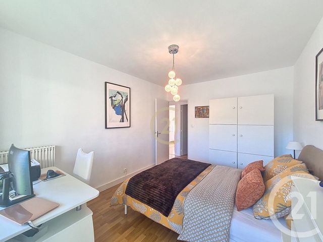 Appartement T5 à vendre - 5 pièces - 123.0 m2 - SALON DE PROVENCE - 13 - PROVENCE-ALPES-COTE-D-AZUR - Century 21 Le Pays Salonais