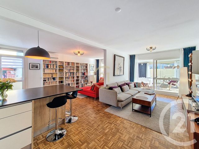 Appartement T5 à vendre - 5 pièces - 123.0 m2 - SALON DE PROVENCE - 13 - PROVENCE-ALPES-COTE-D-AZUR - Century 21 Le Pays Salonais