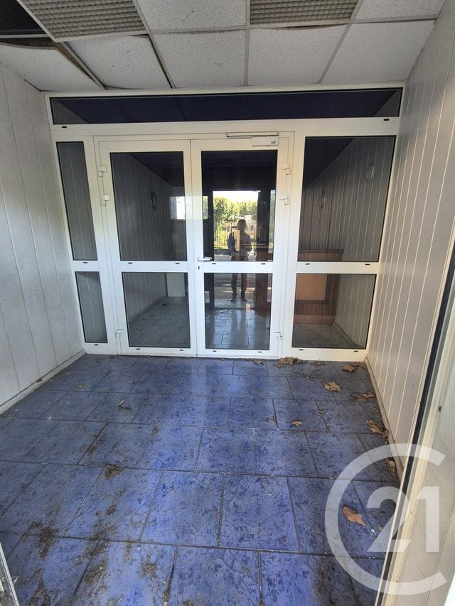 commerce à vendre - 609.0 m2 - SALON DE PROVENCE - 13 - PROVENCE-ALPES-COTE-D-AZUR - Century 21 Le Pays Salonais