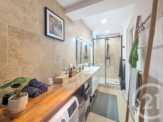 Appartement F3 à vendre - 3 pièces - 59.65 m2 - SALON DE PROVENCE - 13 - PROVENCE-ALPES-COTE-D-AZUR - Century 21 Le Pays Salonais