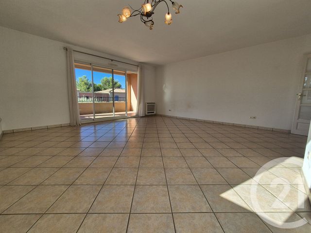 Afficher la photo en grand Appartement T3 à vendre - 3 pièces - 81.97 m2 - SALON DE PROVENCE - 13 - PROVENCE-ALPES-COTE-D-AZUR - Century 21 Le Pays Salonais