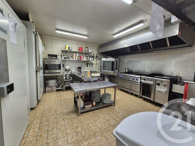 divers à vendre - 484.0 m2 - ORGON - 13 - PROVENCE-ALPES-COTE-D-AZUR - Century 21 Le Pays Salonais