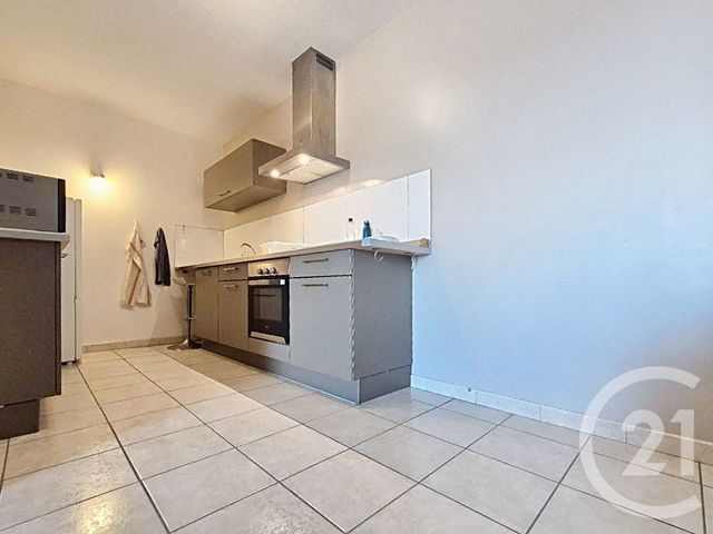 Appartement T2 à vendre - 2 pièces - 42.84 m2 - MIRAMAS - 13 - PROVENCE-ALPES-COTE-D-AZUR - Century 21 Le Pays Salonais