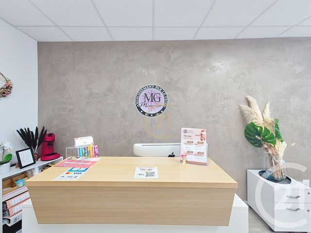 divers - LA FARE LES OLIVIERS - 13