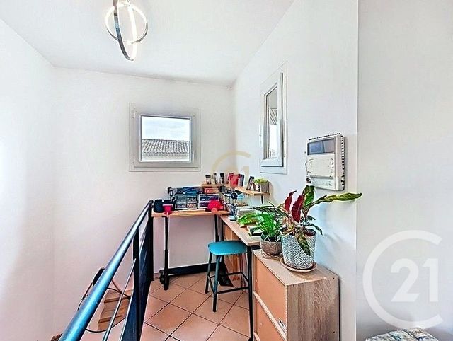 Appartement F4 à vendre - 5 pièces - 83.0 m2 - SALON DE PROVENCE - 13 - PROVENCE-ALPES-COTE-D-AZUR - Century 21 Le Pays Salonais