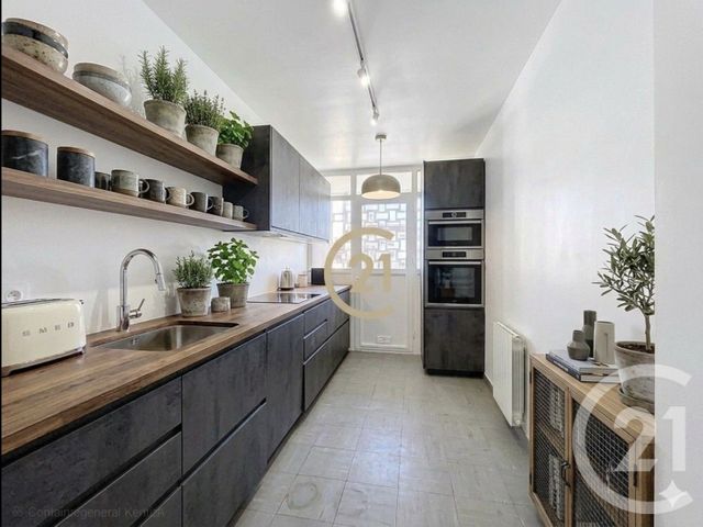 Appartement T4 à vendre - 4 pièces - 73.16 m2 - SALON DE PROVENCE - 13 - PROVENCE-ALPES-COTE-D-AZUR - Century 21 Le Pays Salonais