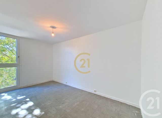 Appartement T4 à vendre - 4 pièces - 73.16 m2 - SALON DE PROVENCE - 13 - PROVENCE-ALPES-COTE-D-AZUR - Century 21 Le Pays Salonais