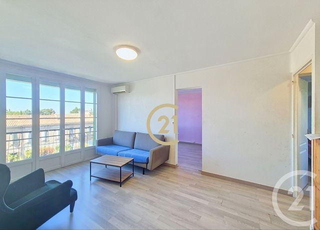 Appartement F5 à vendre - 5 pièces - 70.35 m2 - SALON DE PROVENCE - 13 - PROVENCE-ALPES-COTE-D-AZUR - Century 21 Le Pays Salonais