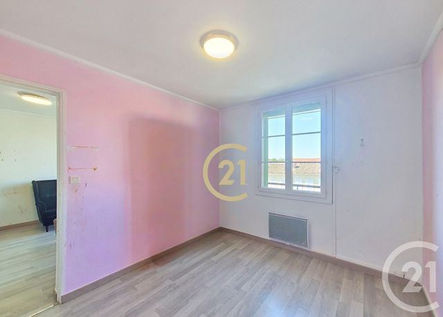 Appartement F5 à vendre - 5 pièces - 70.35 m2 - SALON DE PROVENCE - 13 - PROVENCE-ALPES-COTE-D-AZUR - Century 21 Le Pays Salonais