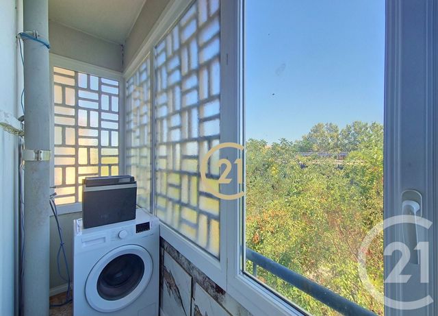 Appartement F5 à vendre - 5 pièces - 70.35 m2 - SALON DE PROVENCE - 13 - PROVENCE-ALPES-COTE-D-AZUR - Century 21 Le Pays Salonais