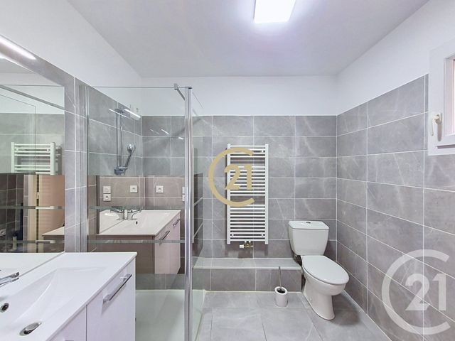 Appartement à vendre - 2 pièces - 39.62 m2 - PELISSANNE - 13 - PROVENCE-ALPES-COTE-D-AZUR - Century 21 Le Pays Salonais
