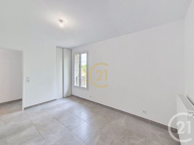 Appartement à vendre - 2 pièces - 39.62 m2 - PELISSANNE - 13 - PROVENCE-ALPES-COTE-D-AZUR - Century 21 Le Pays Salonais