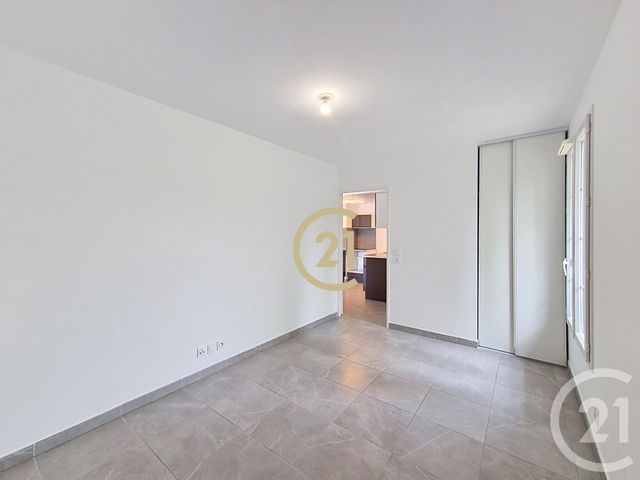 Appartement à vendre - 2 pièces - 39.62 m2 - PELISSANNE - 13 - PROVENCE-ALPES-COTE-D-AZUR - Century 21 Le Pays Salonais