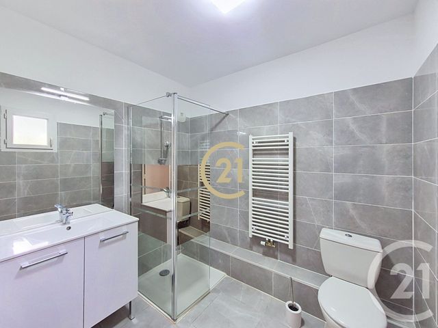 Appartement à vendre - 2 pièces - 39.62 m2 - PELISSANNE - 13 - PROVENCE-ALPES-COTE-D-AZUR - Century 21 Le Pays Salonais