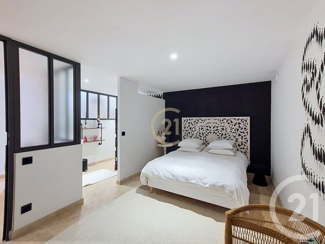 maison à vendre - 7 pièces - 317.14 m2 - EYGUIERES - 13 - PROVENCE-ALPES-COTE-D-AZUR - Century 21 Le Pays Salonais