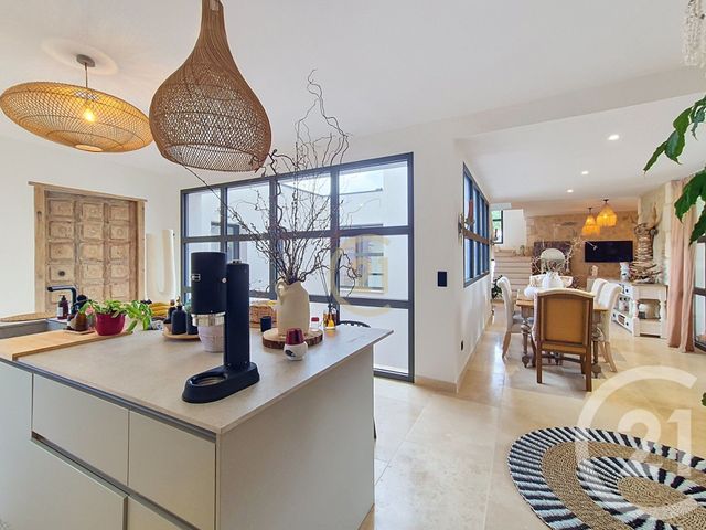 maison à vendre - 7 pièces - 317.14 m2 - EYGUIERES - 13 - PROVENCE-ALPES-COTE-D-AZUR - Century 21 Le Pays Salonais
